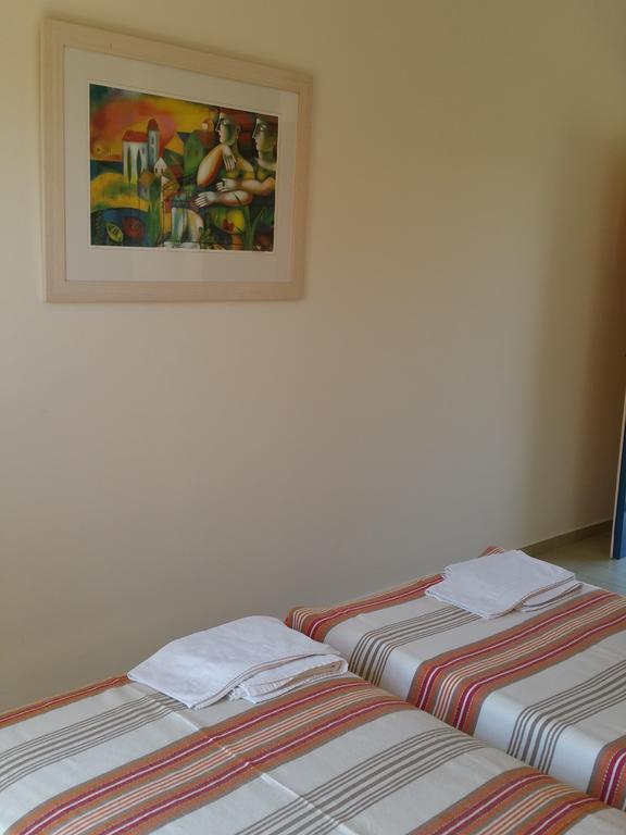 Guesthouse Karidia Skala Eresou Bagian luar foto